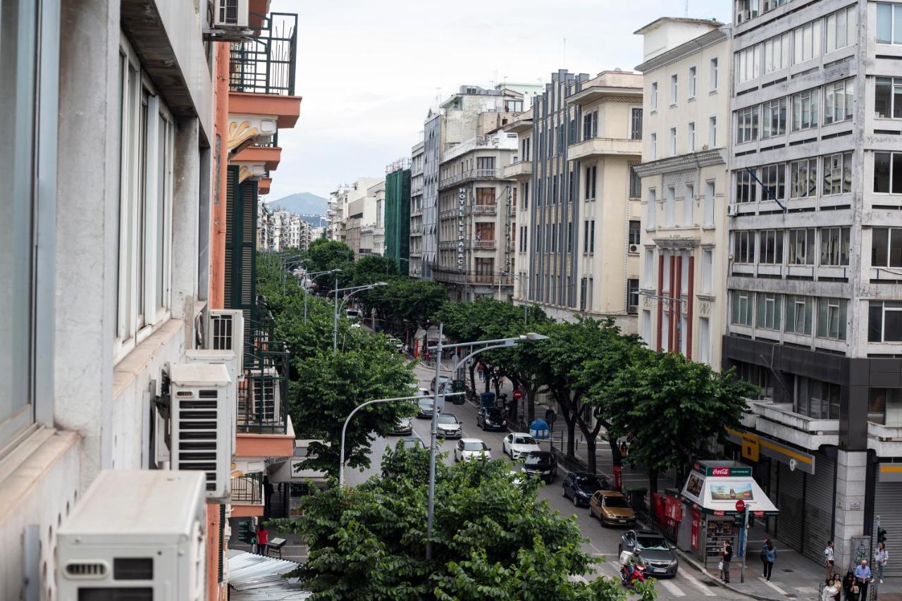 Apartment Filippos Downtown - 2br Lux - Tsimiski Ladadika - Explore Center By Foot - Close To Aristotelous Square