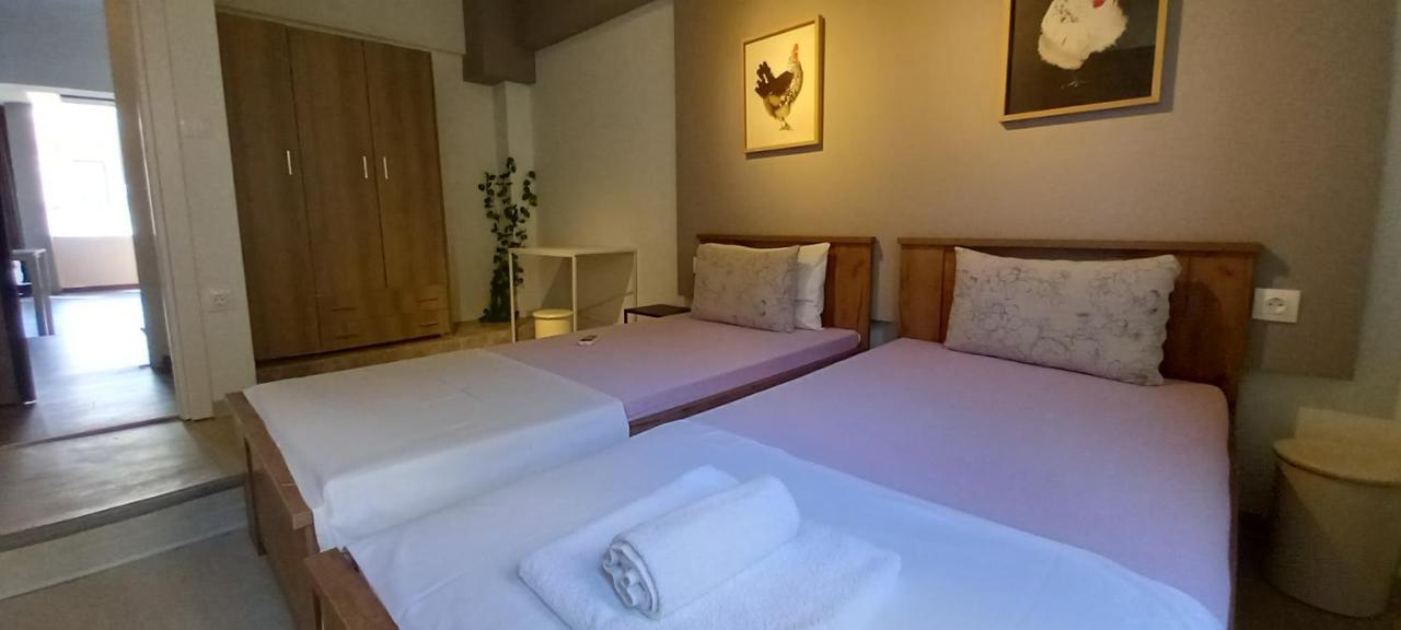 Apartament Filippos Downtown - 2br Lux - Tsimiski Ladadika - Explore Center By Foot - Close To Aristotelous Square Saloniki