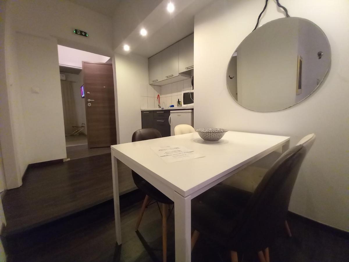Filippos Downtown - 2br Lux - Tsimiski Ladadika - Explore Center By Foot - Close To Aristotelous Square Apartment Thessaloniki